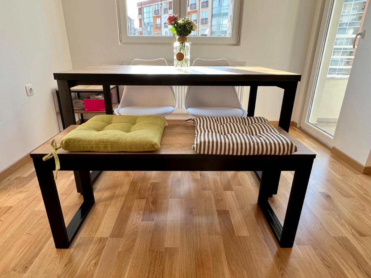 Sara'S Apartment Cozy And Close To Center With Private Parking Σκόπια Εξωτερικό φωτογραφία
